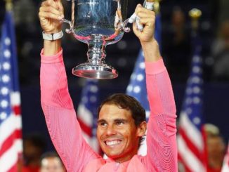 Why did the crowd boo in the Nadal-Medvedev Final?