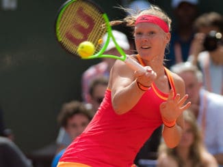 Kiki Bertens racquet specifications