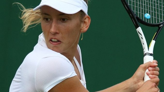 Elise Mertens v Viktoria Hruncakova tips & predictions WTA Wimbledon 2023